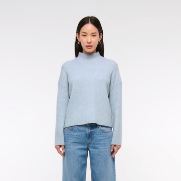 NWT Abercrombie & Fitch Easy Funnel Neck Sweater - Picture 2 of 12